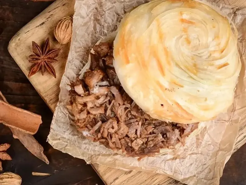 Instead of making Chinese hamburgers, we want to make the world’s Roujiamo—a brief discussion of the cultural genes contained in Tongguan Roujiamo