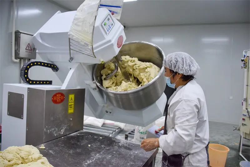knead dough040fl